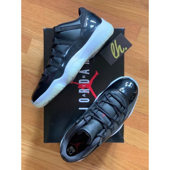 Size 10 Air Jordan Retro 11 Low "72-10" - Picture 6 of 6